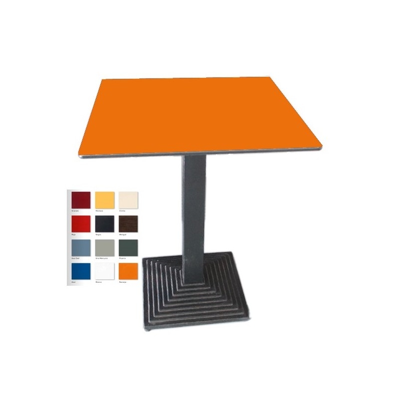 Mesa hostelería sobre compact