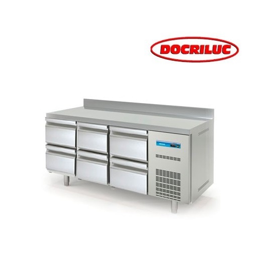 Mesa fría con cajones